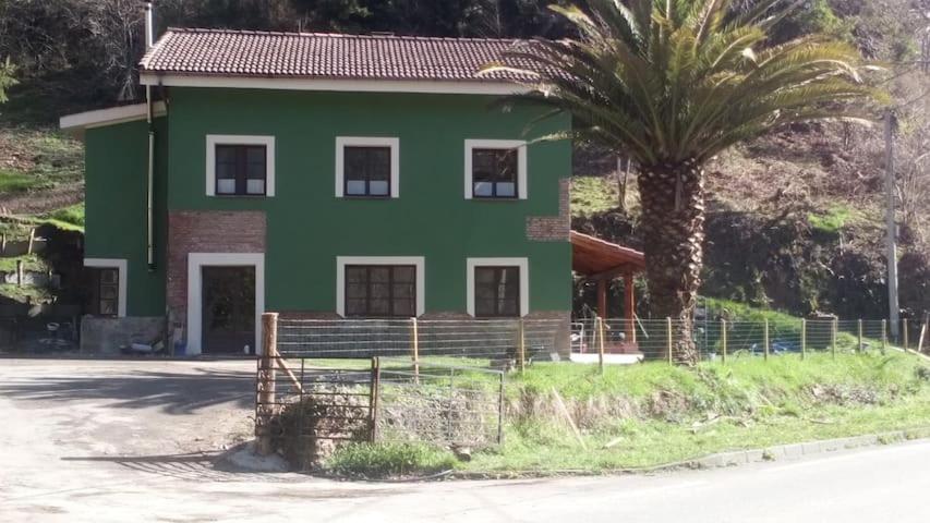 Hotel Penacabrera 1 Santolaya de Cabranes Экстерьер фото
